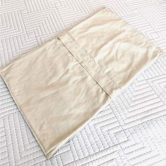 Pottery Barn pillow cover - Picture 3 of 4